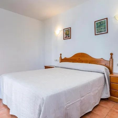 Hotel apartamentowy Vistapicas Cala'N Blanes (Menorca)
