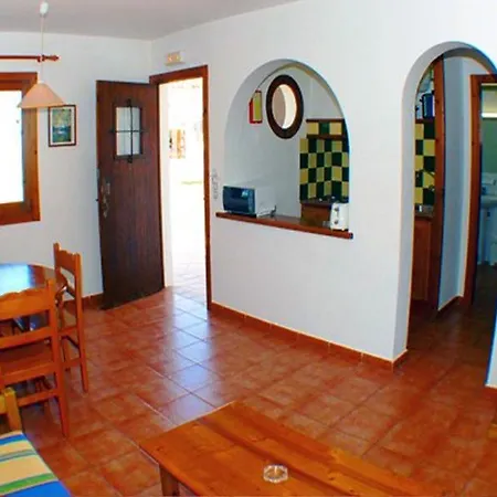 Hotel apartamentowy Vistapicas Cala'N Blanes (Menorca)