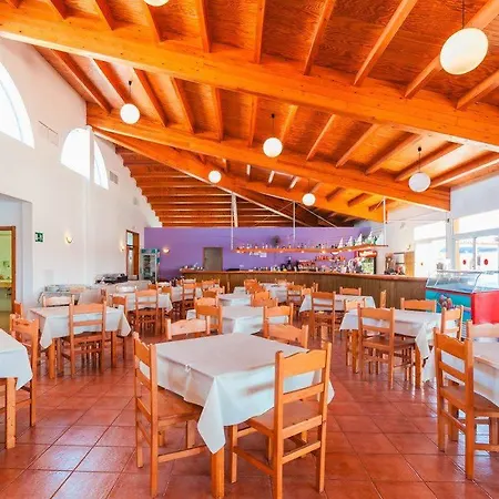 O7 Vistapicas 3* Cala'N Blanes (Menorca)