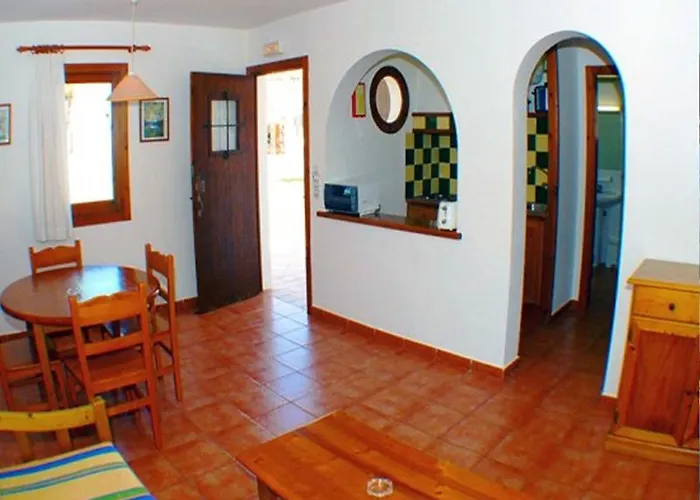 Apartahotel Vistapicas Cala'N Blanes (Menorca)