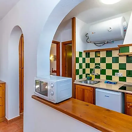 O7 Vistapicas Cala'N Blanes (Menorca)