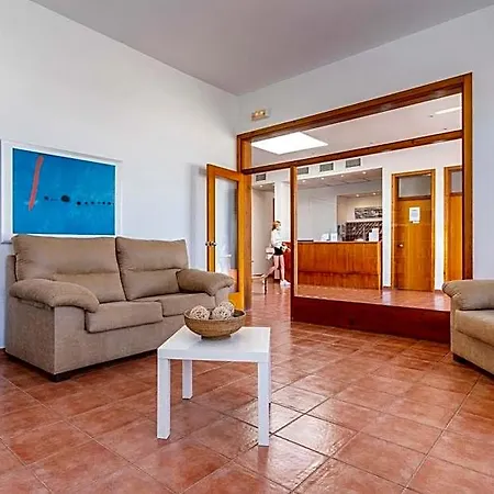 O7 Vistapicas 3* Cala'N Blanes (Menorca)